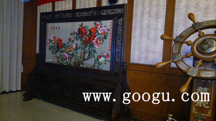 中石化會議刺繡擺件，中石油公司贈 嬌古蘇繡禮品