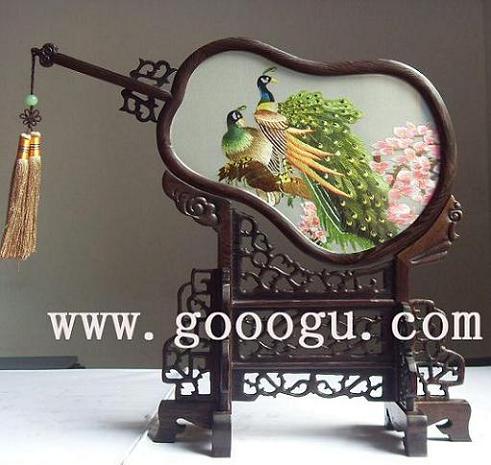 孔雀雙面繡，蘇繡孔雀圖案，手工刺繡精品